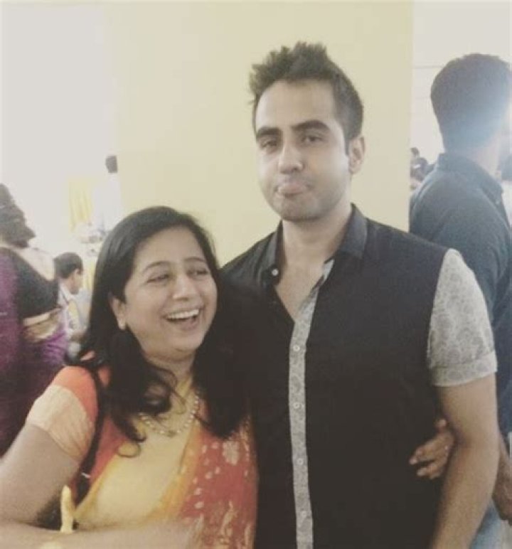 Nikhil Kamath Wiki - Biography, Age, Wife, Net worth, Family & More