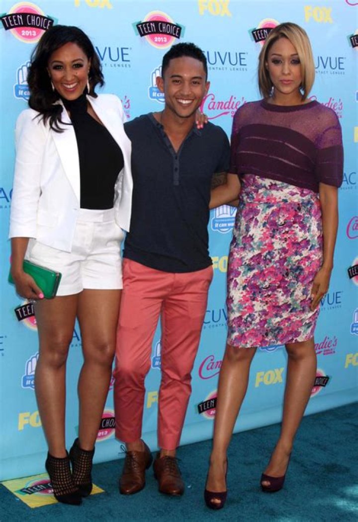 Tahj Mowry Height